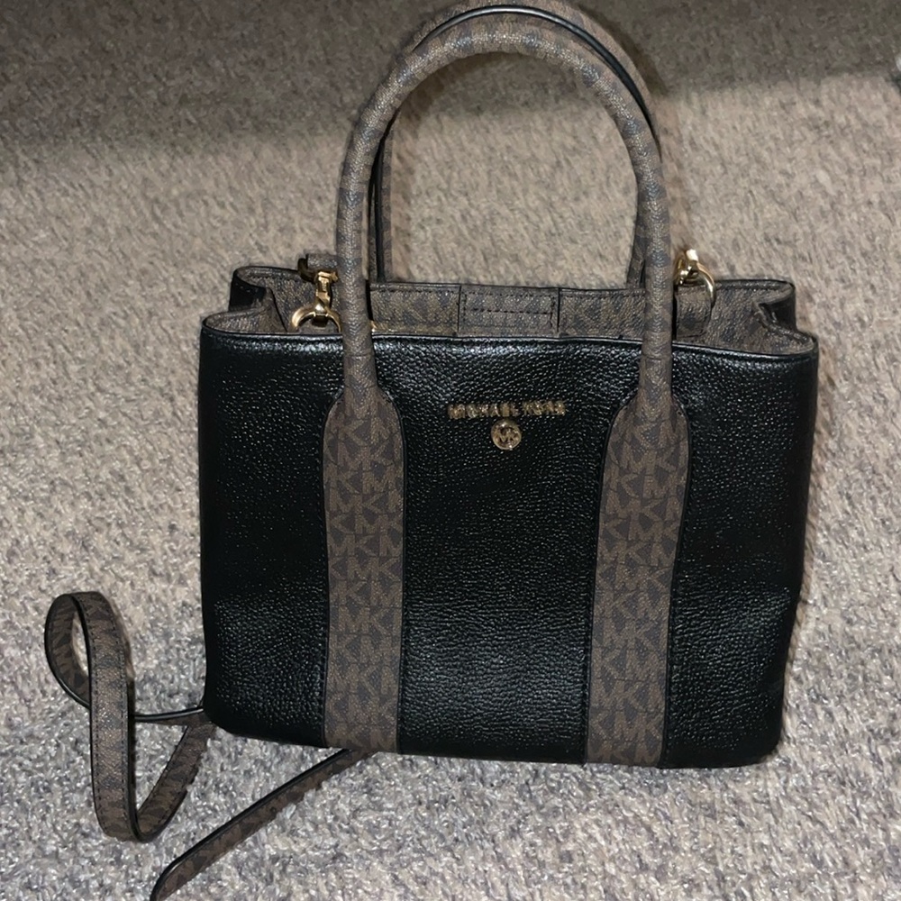 Black Michael’s Kors Purse